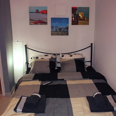 Amazing 10 Minutes Walk Center